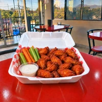 Wings x20 — Wings de Que Fue Sushi en Tijuana